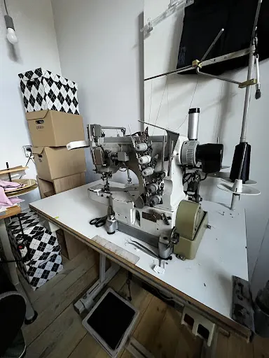 Naprawa odzieży, szwalnia usługowa | Pogotowie Krawieckie